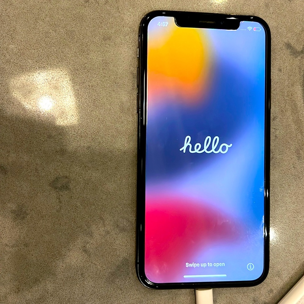 iPhone 11 Pro. In good condition. Crack on cover of camera.